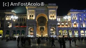 [P13] Intrarea în  Galeriile Vittorio Emanuele II » foto by pepsi70ro
 - 
<span class="allrVoted glyphicon glyphicon-heart hidden" id="av1508047"></span>
<a class="m-l-10 hidden" id="sv1508047" onclick="voting_Foto_DelVot(,1508047,3925)" role="button">șterge vot <span class="glyphicon glyphicon-remove"></span></a>
<a id="v91508047" class=" c-red"  onclick="voting_Foto_SetVot(1508047)" role="button"><span class="glyphicon glyphicon-heart-empty"></span> <b>LIKE</b> = Votează poza</a> <img class="hidden"  id="f1508047W9" src="/imagini/loader.gif" border="0" /><span class="AjErrMes hidden" id="e1508047ErM"></span>