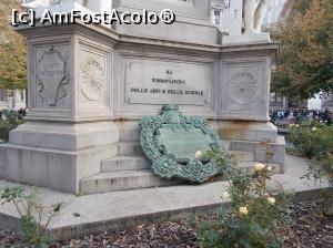 [P08] Milano. Piazza della Scala. Monumentul Leonardo da Vinci. » foto by mihaelavoicu
 - 
<span class="allrVoted glyphicon glyphicon-heart hidden" id="av1262229"></span>
<a class="m-l-10 hidden" id="sv1262229" onclick="voting_Foto_DelVot(,1262229,3925)" role="button">șterge vot <span class="glyphicon glyphicon-remove"></span></a>
<a id="v91262229" class=" c-red"  onclick="voting_Foto_SetVot(1262229)" role="button"><span class="glyphicon glyphicon-heart-empty"></span> <b>LIKE</b> = Votează poza</a> <img class="hidden"  id="f1262229W9" src="/imagini/loader.gif" border="0" /><span class="AjErrMes hidden" id="e1262229ErM"></span>