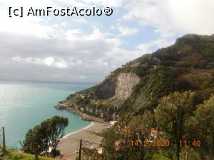 [P06] Din autobuzul Amalfi-Salerno » foto by irinad
 - 
<span class="allrVoted glyphicon glyphicon-heart hidden" id="av1165725"></span>
<a class="m-l-10 hidden" id="sv1165725" onclick="voting_Foto_DelVot(,1165725,3926)" role="button">șterge vot <span class="glyphicon glyphicon-remove"></span></a>
<a id="v91165725" class=" c-red"  onclick="voting_Foto_SetVot(1165725)" role="button"><span class="glyphicon glyphicon-heart-empty"></span> <b>LIKE</b> = Votează poza</a> <img class="hidden"  id="f1165725W9" src="/imagini/loader.gif" border="0" /><span class="AjErrMes hidden" id="e1165725ErM"></span>