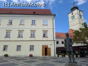 [P26] Piața Mare și Turnul Sfatului » foto by Carmen Ion
 - 
<span class="allrVoted glyphicon glyphicon-heart hidden" id="av1513603"></span>
<a class="m-l-10 hidden" id="sv1513603" onclick="voting_Foto_DelVot(,1513603,3936)" role="button">șterge vot <span class="glyphicon glyphicon-remove"></span></a>
<a id="v91513603" class=" c-red"  onclick="voting_Foto_SetVot(1513603)" role="button"><span class="glyphicon glyphicon-heart-empty"></span> <b>LIKE</b> = Votează poza</a> <img class="hidden"  id="f1513603W9" src="/imagini/loader.gif" border="0" /><span class="AjErrMes hidden" id="e1513603ErM"></span>