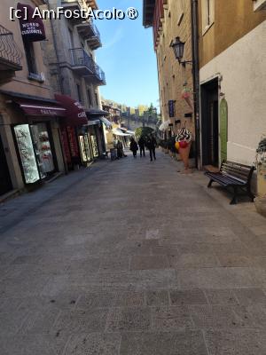 [P28] Pe stradute in San Marino » foto by ilee
 - 
<span class="allrVoted glyphicon glyphicon-heart hidden" id="av1508403"></span>
<a class="m-l-10 hidden" id="sv1508403" onclick="voting_Foto_DelVot(,1508403,3963)" role="button">șterge vot <span class="glyphicon glyphicon-remove"></span></a>
<a id="v91508403" class=" c-red"  onclick="voting_Foto_SetVot(1508403)" role="button"><span class="glyphicon glyphicon-heart-empty"></span> <b>LIKE</b> = Votează poza</a> <img class="hidden"  id="f1508403W9" src="/imagini/loader.gif" border="0" /><span class="AjErrMes hidden" id="e1508403ErM"></span>