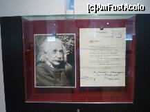 [P19] Ulm - Haus der Stadtgeschichte, scrisoarea lui Einstein. » foto by Dragoș_MD
 - 
<span class="allrVoted glyphicon glyphicon-heart hidden" id="av220503"></span>
<a class="m-l-10 hidden" id="sv220503" onclick="voting_Foto_DelVot(,220503,3969)" role="button">șterge vot <span class="glyphicon glyphicon-remove"></span></a>
<a id="v9220503" class=" c-red"  onclick="voting_Foto_SetVot(220503)" role="button"><span class="glyphicon glyphicon-heart-empty"></span> <b>LIKE</b> = Votează poza</a> <img class="hidden"  id="f220503W9" src="/imagini/loader.gif" border="0" /><span class="AjErrMes hidden" id="e220503ErM"></span>