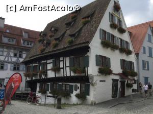 [P41] Ulm - Schiefes Haus (Casa inclinata) » foto by mishu
 - 
<span class="allrVoted glyphicon glyphicon-heart hidden" id="av1205042"></span>
<a class="m-l-10 hidden" id="sv1205042" onclick="voting_Foto_DelVot(,1205042,3969)" role="button">șterge vot <span class="glyphicon glyphicon-remove"></span></a>
<a id="v91205042" class=" c-red"  onclick="voting_Foto_SetVot(1205042)" role="button"><span class="glyphicon glyphicon-heart-empty"></span> <b>LIKE</b> = Votează poza</a> <img class="hidden"  id="f1205042W9" src="/imagini/loader.gif" border="0" /><span class="AjErrMes hidden" id="e1205042ErM"></span>