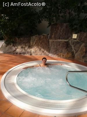 [P05] Jacuzzi, unde era atat de bine!  » foto by Luiza Liliana
 - 
<span class="allrVoted glyphicon glyphicon-heart hidden" id="av839232"></span>
<a class="m-l-10 hidden" id="sv839232" onclick="voting_Foto_DelVot(,839232,3988)" role="button">șterge vot <span class="glyphicon glyphicon-remove"></span></a>
<a id="v9839232" class=" c-red"  onclick="voting_Foto_SetVot(839232)" role="button"><span class="glyphicon glyphicon-heart-empty"></span> <b>LIKE</b> = Votează poza</a> <img class="hidden"  id="f839232W9" src="/imagini/loader.gif" border="0" /><span class="AjErrMes hidden" id="e839232ErM"></span>