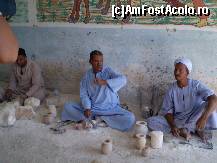 [P14] Lucratori de la o fabrica de alabastru din Aswan. Aici se afla un magazin cu tot felul de obiecte decorative pentru casa. Nu uitati sa negociati! » foto by ghitoca001
 - 
<span class="allrVoted glyphicon glyphicon-heart hidden" id="av52590"></span>
<a class="m-l-10 hidden" id="sv52590" onclick="voting_Foto_DelVot(,52590,3997)" role="button">șterge vot <span class="glyphicon glyphicon-remove"></span></a>
<a id="v952590" class=" c-red"  onclick="voting_Foto_SetVot(52590)" role="button"><span class="glyphicon glyphicon-heart-empty"></span> <b>LIKE</b> = Votează poza</a> <img class="hidden"  id="f52590W9" src="/imagini/loader.gif" border="0" /><span class="AjErrMes hidden" id="e52590ErM"></span>