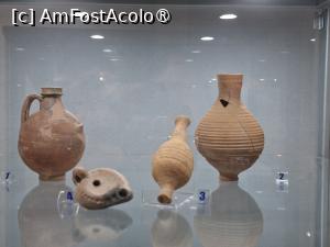 [P84] Constanța, Mormântul Pictat Hypogeu, Exponate din mormânt aflate în vitrină » foto by mprofeanu
 - 
<span class="allrVoted glyphicon glyphicon-heart hidden" id="av1509505"></span>
<a class="m-l-10 hidden" id="sv1509505" onclick="voting_Foto_DelVot(,1509505,4001)" role="button">șterge vot <span class="glyphicon glyphicon-remove"></span></a>
<a id="v91509505" class=" c-red"  onclick="voting_Foto_SetVot(1509505)" role="button"><span class="glyphicon glyphicon-heart-empty"></span> <b>LIKE</b> = Votează poza</a> <img class="hidden"  id="f1509505W9" src="/imagini/loader.gif" border="0" /><span class="AjErrMes hidden" id="e1509505ErM"></span>