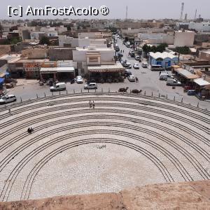 [P17] El Jem, orașul văzut de la ultimul etaj al Amfiteatrului, se văd și cele două cămile... » foto by mprofeanu
 - 
<span class="allrVoted glyphicon glyphicon-heart hidden" id="av1433199"></span>
<a class="m-l-10 hidden" id="sv1433199" onclick="voting_Foto_DelVot(,1433199,4044)" role="button">șterge vot <span class="glyphicon glyphicon-remove"></span></a>
<a id="v91433199" class=" c-red"  onclick="voting_Foto_SetVot(1433199)" role="button"><span class="glyphicon glyphicon-heart-empty"></span> <b>LIKE</b> = Votează poza</a> <img class="hidden"  id="f1433199W9" src="/imagini/loader.gif" border="0" /><span class="AjErrMes hidden" id="e1433199ErM"></span>