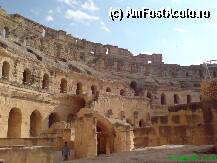 [P21] Amfiteatrul din El Jem » foto by Diaura*
 - 
<span class="allrVoted glyphicon glyphicon-heart hidden" id="av31714"></span>
<a class="m-l-10 hidden" id="sv31714" onclick="voting_Foto_DelVot(,31714,4044)" role="button">șterge vot <span class="glyphicon glyphicon-remove"></span></a>
<a id="v931714" class=" c-red"  onclick="voting_Foto_SetVot(31714)" role="button"><span class="glyphicon glyphicon-heart-empty"></span> <b>LIKE</b> = Votează poza</a> <img class="hidden"  id="f31714W9" src="/imagini/loader.gif" border="0" /><span class="AjErrMes hidden" id="e31714ErM"></span>