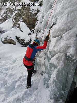 [P19] Cățărare pe Cascada Vanturis » foto by Mika
 - 
<span class="allrVoted glyphicon glyphicon-heart hidden" id="av1517273"></span>
<a class="m-l-10 hidden" id="sv1517273" onclick="voting_Foto_DelVot(,1517273,4076)" role="button">șterge vot <span class="glyphicon glyphicon-remove"></span></a>
<a id="v91517273" class=" c-red"  onclick="voting_Foto_SetVot(1517273)" role="button"><span class="glyphicon glyphicon-heart-empty"></span> <b>LIKE</b> = Votează poza</a> <img class="hidden"  id="f1517273W9" src="/imagini/loader.gif" border="0" /><span class="AjErrMes hidden" id="e1517273ErM"></span>