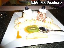 [P15] Restaurantul RIVIERA - banana split - foarte gustoasa » foto by kmy
 - 
<span class="allrVoted glyphicon glyphicon-heart hidden" id="av237146"></span>
<a class="m-l-10 hidden" id="sv237146" onclick="voting_Foto_DelVot(,237146,4083)" role="button">șterge vot <span class="glyphicon glyphicon-remove"></span></a>
<a id="v9237146" class=" c-red"  onclick="voting_Foto_SetVot(237146)" role="button"><span class="glyphicon glyphicon-heart-empty"></span> <b>LIKE</b> = Votează poza</a> <img class="hidden"  id="f237146W9" src="/imagini/loader.gif" border="0" /><span class="AjErrMes hidden" id="e237146ErM"></span>