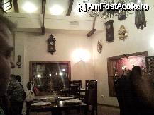 [P05] Restaurantul Potcoava - ceasurile din interior » foto by kmy
 - 
<span class="allrVoted glyphicon glyphicon-heart hidden" id="av66952"></span>
<a class="m-l-10 hidden" id="sv66952" onclick="voting_Foto_DelVot(,66952,4083)" role="button">șterge vot <span class="glyphicon glyphicon-remove"></span></a>
<a id="v966952" class=" c-red"  onclick="voting_Foto_SetVot(66952)" role="button"><span class="glyphicon glyphicon-heart-empty"></span> <b>LIKE</b> = Votează poza</a> <img class="hidden"  id="f66952W9" src="/imagini/loader.gif" border="0" /><span class="AjErrMes hidden" id="e66952ErM"></span>