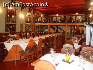 [P13] Restaurant Terasa Doamnei - Salonul interior cu mese și la nivel superior.  » foto by iulianic
 - 
<span class="allrVoted glyphicon glyphicon-heart hidden" id="av1023707"></span>
<a class="m-l-10 hidden" id="sv1023707" onclick="voting_Foto_DelVot(,1023707,4083)" role="button">șterge vot <span class="glyphicon glyphicon-remove"></span></a>
<a id="v91023707" class=" c-red"  onclick="voting_Foto_SetVot(1023707)" role="button"><span class="glyphicon glyphicon-heart-empty"></span> <b>LIKE</b> = Votează poza</a> <img class="hidden"  id="f1023707W9" src="/imagini/loader.gif" border="0" /><span class="AjErrMes hidden" id="e1023707ErM"></span>