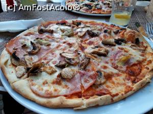 [P21] Il Cantuccio. Pizza... delicioasa!  » foto by Floria
 - 
<span class="allrVoted glyphicon glyphicon-heart hidden" id="av1022720"></span>
<a class="m-l-10 hidden" id="sv1022720" onclick="voting_Foto_DelVot(,1022720,4083)" role="button">șterge vot <span class="glyphicon glyphicon-remove"></span></a>
<a id="v91022720" class=" c-red"  onclick="voting_Foto_SetVot(1022720)" role="button"><span class="glyphicon glyphicon-heart-empty"></span> <b>LIKE</b> = Votează poza</a> <img class="hidden"  id="f1022720W9" src="/imagini/loader.gif" border="0" /><span class="AjErrMes hidden" id="e1022720ErM"></span>