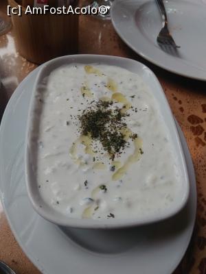 [P11] 11. Și salata care seamănă cu tzatziki.  » foto by msnd
 - 
<span class="allrVoted glyphicon glyphicon-heart hidden" id="av870989"></span>
<a class="m-l-10 hidden" id="sv870989" onclick="voting_Foto_DelVot(,870989,4083)" role="button">șterge vot <span class="glyphicon glyphicon-remove"></span></a>
<a id="v9870989" class=" c-red"  onclick="voting_Foto_SetVot(870989)" role="button"><span class="glyphicon glyphicon-heart-empty"></span> <b>LIKE</b> = Votează poza</a> <img class="hidden"  id="f870989W9" src="/imagini/loader.gif" border="0" /><span class="AjErrMes hidden" id="e870989ErM"></span>