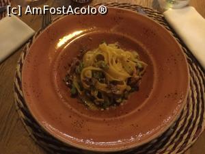 [P10] Il Locale - Tagliatelle cu sparanghel, sunca de Parma, parmezan si rosii cherry » foto by mishu
 - 
<span class="allrVoted glyphicon glyphicon-heart hidden" id="av1191175"></span>
<a class="m-l-10 hidden" id="sv1191175" onclick="voting_Foto_DelVot(,1191175,4083)" role="button">șterge vot <span class="glyphicon glyphicon-remove"></span></a>
<a id="v91191175" class=" c-red"  onclick="voting_Foto_SetVot(1191175)" role="button"><span class="glyphicon glyphicon-heart-empty"></span> <b>LIKE</b> = Votează poza</a> <img class="hidden"  id="f1191175W9" src="/imagini/loader.gif" border="0" /><span class="AjErrMes hidden" id="e1191175ErM"></span>