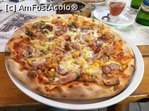 [P10] Terasa Foisor - O pizza » foto by mishu
 - 
<span class="allrVoted glyphicon glyphicon-heart hidden" id="av923577"></span>
<a class="m-l-10 hidden" id="sv923577" onclick="voting_Foto_DelVot(,923577,4083)" role="button">șterge vot <span class="glyphicon glyphicon-remove"></span></a>
<a id="v9923577" class=" c-red"  onclick="voting_Foto_SetVot(923577)" role="button"><span class="glyphicon glyphicon-heart-empty"></span> <b>LIKE</b> = Votează poza</a> <img class="hidden"  id="f923577W9" src="/imagini/loader.gif" border="0" /><span class="AjErrMes hidden" id="e923577ErM"></span>