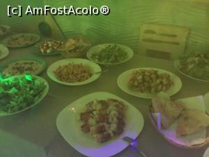 [P30] Restaurant Belmondo, Soseaua Nordului-Si ce am putut poza la felul II » foto by mishu
 - 
<span class="allrVoted glyphicon glyphicon-heart hidden" id="av962279"></span>
<a class="m-l-10 hidden" id="sv962279" onclick="voting_Foto_DelVot(,962279,4083)" role="button">șterge vot <span class="glyphicon glyphicon-remove"></span></a>
<a id="v9962279" class=" c-red"  onclick="voting_Foto_SetVot(962279)" role="button"><span class="glyphicon glyphicon-heart-empty"></span> <b>LIKE</b> = Votează poza</a> <img class="hidden"  id="f962279W9" src="/imagini/loader.gif" border="0" /><span class="AjErrMes hidden" id="e962279ErM"></span>