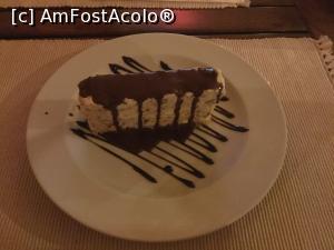 [P19] Restaurant Jadoo - Parfait de migdale cu sos de ciocolata » foto by mishu
 - 
<span class="allrVoted glyphicon glyphicon-heart hidden" id="av1030787"></span>
<a class="m-l-10 hidden" id="sv1030787" onclick="voting_Foto_DelVot(,1030787,4083)" role="button">șterge vot <span class="glyphicon glyphicon-remove"></span></a>
<a id="v91030787" class=" c-red"  onclick="voting_Foto_SetVot(1030787)" role="button"><span class="glyphicon glyphicon-heart-empty"></span> <b>LIKE</b> = Votează poza</a> <img class="hidden"  id="f1030787W9" src="/imagini/loader.gif" border="0" /><span class="AjErrMes hidden" id="e1030787ErM"></span>