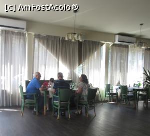 [P14] Salon în interiorul restaurantului » foto by Michi
 - 
<span class="allrVoted glyphicon glyphicon-heart hidden" id="av1251763"></span>
<a class="m-l-10 hidden" id="sv1251763" onclick="voting_Foto_DelVot(,1251763,4083)" role="button">șterge vot <span class="glyphicon glyphicon-remove"></span></a>
<a id="v91251763" class=" c-red"  onclick="voting_Foto_SetVot(1251763)" role="button"><span class="glyphicon glyphicon-heart-empty"></span> <b>LIKE</b> = Votează poza</a> <img class="hidden"  id="f1251763W9" src="/imagini/loader.gif" border="0" /><span class="AjErrMes hidden" id="e1251763ErM"></span>