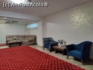 [P16] Hotel Club Bucovina; holul comun de la etajul 2 » foto by crismis
 - 
<span class="allrVoted glyphicon glyphicon-heart hidden" id="av1478838"></span>
<a class="m-l-10 hidden" id="sv1478838" onclick="voting_Foto_DelVot(,1478838,4108)" role="button">șterge vot <span class="glyphicon glyphicon-remove"></span></a>
<a id="v91478838" class=" c-red"  onclick="voting_Foto_SetVot(1478838)" role="button"><span class="glyphicon glyphicon-heart-empty"></span> <b>LIKE</b> = Votează poza</a> <img class="hidden"  id="f1478838W9" src="/imagini/loader.gif" border="0" /><span class="AjErrMes hidden" id="e1478838ErM"></span>