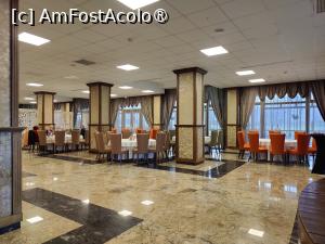 [P29] Hotel Club Bucovina; restaurantul » foto by crismis
 - 
<span class="allrVoted glyphicon glyphicon-heart hidden" id="av1478851"></span>
<a class="m-l-10 hidden" id="sv1478851" onclick="voting_Foto_DelVot(,1478851,4108)" role="button">șterge vot <span class="glyphicon glyphicon-remove"></span></a>
<a id="v91478851" class=" c-red"  onclick="voting_Foto_SetVot(1478851)" role="button"><span class="glyphicon glyphicon-heart-empty"></span> <b>LIKE</b> = Votează poza</a> <img class="hidden"  id="f1478851W9" src="/imagini/loader.gif" border="0" /><span class="AjErrMes hidden" id="e1478851ErM"></span>