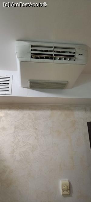 [P22] Sursa de căldură/răcire. » foto by tata123 🔱
 - 
<span class="allrVoted glyphicon glyphicon-heart hidden" id="av1478088"></span>
<a class="m-l-10 hidden" id="sv1478088" onclick="voting_Foto_DelVot(,1478088,4108)" role="button">șterge vot <span class="glyphicon glyphicon-remove"></span></a>
<a id="v91478088" class=" c-red"  onclick="voting_Foto_SetVot(1478088)" role="button"><span class="glyphicon glyphicon-heart-empty"></span> <b>LIKE</b> = Votează poza</a> <img class="hidden"  id="f1478088W9" src="/imagini/loader.gif" border="0" /><span class="AjErrMes hidden" id="e1478088ErM"></span>