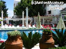 [P13] Club Hotel Sera - piscina din fata corpului Club » foto by Andox
 - 
<span class="allrVoted glyphicon glyphicon-heart hidden" id="av242969"></span>
<a class="m-l-10 hidden" id="sv242969" onclick="voting_Foto_DelVot(,242969,4159)" role="button">șterge vot <span class="glyphicon glyphicon-remove"></span></a>
<a id="v9242969" class=" c-red"  onclick="voting_Foto_SetVot(242969)" role="button"><span class="glyphicon glyphicon-heart-empty"></span> <b>LIKE</b> = Votează poza</a> <img class="hidden"  id="f242969W9" src="/imagini/loader.gif" border="0" /><span class="AjErrMes hidden" id="e242969ErM"></span>