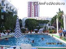 [P10] Piscina1 de langa hotel » foto by Gealy
 - 
<span class="allrVoted glyphicon glyphicon-heart hidden" id="av93605"></span>
<a class="m-l-10 hidden" id="sv93605" onclick="voting_Foto_DelVot(,93605,4159)" role="button">șterge vot <span class="glyphicon glyphicon-remove"></span></a>
<a id="v993605" class=" c-red"  onclick="voting_Foto_SetVot(93605)" role="button"><span class="glyphicon glyphicon-heart-empty"></span> <b>LIKE</b> = Votează poza</a> <img class="hidden"  id="f93605W9" src="/imagini/loader.gif" border="0" /><span class="AjErrMes hidden" id="e93605ErM"></span>