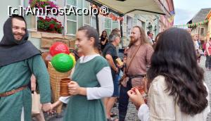 [P82] Participanți la parada de deschidere a festivalului medieval » foto by Carmen Ion
 - 
<span class="allrVoted glyphicon glyphicon-heart hidden" id="av1444893"></span>
<a class="m-l-10 hidden" id="sv1444893" onclick="voting_Foto_DelVot(,1444893,4175)" role="button">șterge vot <span class="glyphicon glyphicon-remove"></span></a>
<a id="v91444893" class=" c-red"  onclick="voting_Foto_SetVot(1444893)" role="button"><span class="glyphicon glyphicon-heart-empty"></span> <b>LIKE</b> = Votează poza</a> <img class="hidden"  id="f1444893W9" src="/imagini/loader.gif" border="0" /><span class="AjErrMes hidden" id="e1444893ErM"></span>