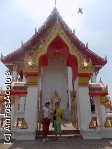 [P42] Templu in Phuket » foto by monaserban
 - 
<span class="allrVoted glyphicon glyphicon-heart hidden" id="av822058"></span>
<a class="m-l-10 hidden" id="sv822058" onclick="voting_Foto_DelVot(,822058,4203)" role="button">șterge vot <span class="glyphicon glyphicon-remove"></span></a>
<a id="v9822058" class=" c-red"  onclick="voting_Foto_SetVot(822058)" role="button"><span class="glyphicon glyphicon-heart-empty"></span> <b>LIKE</b> = Votează poza</a> <img class="hidden"  id="f822058W9" src="/imagini/loader.gif" border="0" /><span class="AjErrMes hidden" id="e822058ErM"></span>