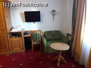 [P03] Imagine din camera 214 » foto by silvia tudoran
 - 
<span class="allrVoted glyphicon glyphicon-heart hidden" id="av1154185"></span>
<a class="m-l-10 hidden" id="sv1154185" onclick="voting_Foto_DelVot(,1154185,4223)" role="button">șterge vot <span class="glyphicon glyphicon-remove"></span></a>
<a id="v91154185" class=" c-red"  onclick="voting_Foto_SetVot(1154185)" role="button"><span class="glyphicon glyphicon-heart-empty"></span> <b>LIKE</b> = Votează poza</a> <img class="hidden"  id="f1154185W9" src="/imagini/loader.gif" border="0" /><span class="AjErrMes hidden" id="e1154185ErM"></span>