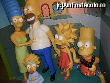 [P29] Dublin - National Wax Museum Plus – Muzeul Figurilor de Ceara; The Simpsons.  » foto by Diaura*
 - 
<span class="allrVoted glyphicon glyphicon-heart hidden" id="av397568"></span>
<a class="m-l-10 hidden" id="sv397568" onclick="voting_Foto_DelVot(,397568,4261)" role="button">șterge vot <span class="glyphicon glyphicon-remove"></span></a>
<a id="v9397568" class=" c-red"  onclick="voting_Foto_SetVot(397568)" role="button"><span class="glyphicon glyphicon-heart-empty"></span> <b>LIKE</b> = Votează poza</a> <img class="hidden"  id="f397568W9" src="/imagini/loader.gif" border="0" /><span class="AjErrMes hidden" id="e397568ErM"></span>