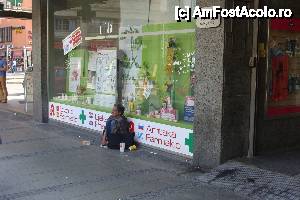 [P16] in dreptul garii central, doamna isi pregateste canditatura pt functia de primar al munchen » foto by beberadutoiu*
 - 
<span class="allrVoted glyphicon glyphicon-heart hidden" id="av453543"></span>
<a class="m-l-10 hidden" id="sv453543" onclick="voting_Foto_DelVot(,453543,4310)" role="button">șterge vot <span class="glyphicon glyphicon-remove"></span></a>
<a id="v9453543" class=" c-red"  onclick="voting_Foto_SetVot(453543)" role="button"><span class="glyphicon glyphicon-heart-empty"></span> <b>LIKE</b> = Votează poza</a> <img class="hidden"  id="f453543W9" src="/imagini/loader.gif" border="0" /><span class="AjErrMes hidden" id="e453543ErM"></span>