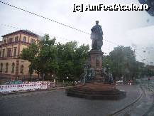 [P63] Munchen... » foto by Dragoș_MD
 - 
<span class="allrVoted glyphicon glyphicon-heart hidden" id="av220320"></span>
<a class="m-l-10 hidden" id="sv220320" onclick="voting_Foto_DelVot(,220320,4310)" role="button">șterge vot <span class="glyphicon glyphicon-remove"></span></a>
<a id="v9220320" class=" c-red"  onclick="voting_Foto_SetVot(220320)" role="button"><span class="glyphicon glyphicon-heart-empty"></span> <b>LIKE</b> = Votează poza</a> <img class="hidden"  id="f220320W9" src="/imagini/loader.gif" border="0" /><span class="AjErrMes hidden" id="e220320ErM"></span>