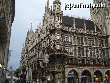 [P13] Germania - Munchen Marienplatz, un colt  din cladirea primariei » foto by Diaura*
 - 
<span class="allrVoted glyphicon glyphicon-heart hidden" id="av210361"></span>
<a class="m-l-10 hidden" id="sv210361" onclick="voting_Foto_DelVot(,210361,4310)" role="button">șterge vot <span class="glyphicon glyphicon-remove"></span></a>
<a id="v9210361" class=" c-red"  onclick="voting_Foto_SetVot(210361)" role="button"><span class="glyphicon glyphicon-heart-empty"></span> <b>LIKE</b> = Votează poza</a> <img class="hidden"  id="f210361W9" src="/imagini/loader.gif" border="0" /><span class="AjErrMes hidden" id="e210361ErM"></span>