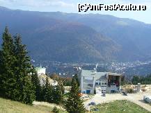 [P04] Se vede hotelul Cota 1400 alaturi de statia de telecabina, in spate orasul Sinaia vazut de sus » foto by magdalena
 - 
<span class="allrVoted glyphicon glyphicon-heart hidden" id="av43025"></span>
<a class="m-l-10 hidden" id="sv43025" onclick="voting_Foto_DelVot(,43025,4342)" role="button">șterge vot <span class="glyphicon glyphicon-remove"></span></a>
<a id="v943025" class=" c-red"  onclick="voting_Foto_SetVot(43025)" role="button"><span class="glyphicon glyphicon-heart-empty"></span> <b>LIKE</b> = Votează poza</a> <img class="hidden"  id="f43025W9" src="/imagini/loader.gif" border="0" /><span class="AjErrMes hidden" id="e43025ErM"></span>