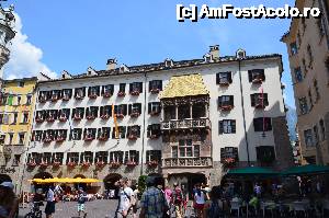 [P16] Innsbruck, Herzog Friedrich Strasse, Goldenes Dachl (Acoperisul de Aur)  » foto by unq
 - 
<span class="allrVoted glyphicon glyphicon-heart hidden" id="av479806"></span>
<a class="m-l-10 hidden" id="sv479806" onclick="voting_Foto_DelVot(,479806,4343)" role="button">șterge vot <span class="glyphicon glyphicon-remove"></span></a>
<a id="v9479806" class=" c-red"  onclick="voting_Foto_SetVot(479806)" role="button"><span class="glyphicon glyphicon-heart-empty"></span> <b>LIKE</b> = Votează poza</a> <img class="hidden"  id="f479806W9" src="/imagini/loader.gif" border="0" /><span class="AjErrMes hidden" id="e479806ErM"></span>