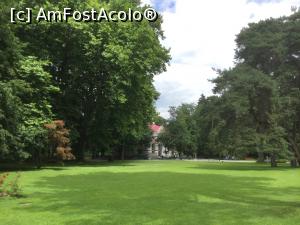 [P14] Hofburg Garden - Si acolo parca ascuns printre pomi se vede pavilionul central » foto by mishu
 - 
<span class="allrVoted glyphicon glyphicon-heart hidden" id="av991503"></span>
<a class="m-l-10 hidden" id="sv991503" onclick="voting_Foto_DelVot(,991503,4343)" role="button">șterge vot <span class="glyphicon glyphicon-remove"></span></a>
<a id="v9991503" class=" c-red"  onclick="voting_Foto_SetVot(991503)" role="button"><span class="glyphicon glyphicon-heart-empty"></span> <b>LIKE</b> = Votează poza</a> <img class="hidden"  id="f991503W9" src="/imagini/loader.gif" border="0" /><span class="AjErrMes hidden" id="e991503ErM"></span>