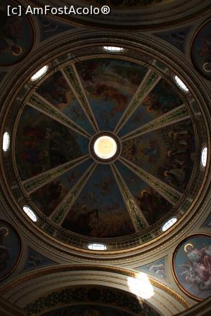 [P10] Haifa, Biserica Stella Maris, Cupola împodobită cu tablouri pictate » foto by mprofeanu
 - 
<span class="allrVoted glyphicon glyphicon-heart hidden" id="av952311"></span>
<a class="m-l-10 hidden" id="sv952311" onclick="voting_Foto_DelVot(,952311,4368)" role="button">șterge vot <span class="glyphicon glyphicon-remove"></span></a>
<a id="v9952311" class=" c-red"  onclick="voting_Foto_SetVot(952311)" role="button"><span class="glyphicon glyphicon-heart-empty"></span> <b>LIKE</b> = Votează poza</a> <img class="hidden"  id="f952311W9" src="/imagini/loader.gif" border="0" /><span class="AjErrMes hidden" id="e952311ErM"></span>