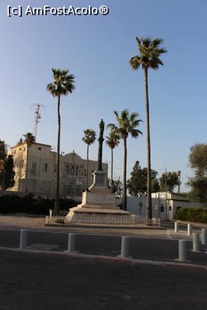 [P12] Haifa, Mănăstirea Stella Maris, Statuia Sfintei Fecioare din Carmel donată de statul chilian » foto by mprofeanu
 - 
<span class="allrVoted glyphicon glyphicon-heart hidden" id="av952313"></span>
<a class="m-l-10 hidden" id="sv952313" onclick="voting_Foto_DelVot(,952313,4368)" role="button">șterge vot <span class="glyphicon glyphicon-remove"></span></a>
<a id="v9952313" class=" c-red"  onclick="voting_Foto_SetVot(952313)" role="button"><span class="glyphicon glyphicon-heart-empty"></span> <b>LIKE</b> = Votează poza</a> <img class="hidden"  id="f952313W9" src="/imagini/loader.gif" border="0" /><span class="AjErrMes hidden" id="e952313ErM"></span>