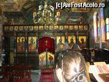 [P04] interiorul de la  mica bisericuta din gradina aflata pe drumul spre plaja de la hotelul Macedonian Sun la hotelul Athos Palace. » foto by sandu.53
 - 
<span class="allrVoted glyphicon glyphicon-heart hidden" id="av144132"></span>
<a class="m-l-10 hidden" id="sv144132" onclick="voting_Foto_DelVot(,144132,4378)" role="button">șterge vot <span class="glyphicon glyphicon-remove"></span></a>
<a id="v9144132" class=" c-red"  onclick="voting_Foto_SetVot(144132)" role="button"><span class="glyphicon glyphicon-heart-empty"></span> <b>LIKE</b> = Votează poza</a> <img class="hidden"  id="f144132W9" src="/imagini/loader.gif" border="0" /><span class="AjErrMes hidden" id="e144132ErM"></span>