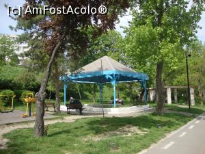 [P13] Un foișor și câteva bănci ne îmbie să facem o mică pauză. Nu ne grăbim nicăieri...  » foto by Floryn81
 - 
<span class="allrVoted glyphicon glyphicon-heart hidden" id="av852603"></span>
<a class="m-l-10 hidden" id="sv852603" onclick="voting_Foto_DelVot(,852603,4457)" role="button">șterge vot <span class="glyphicon glyphicon-remove"></span></a>
<a id="v9852603" class=" c-red"  onclick="voting_Foto_SetVot(852603)" role="button"><span class="glyphicon glyphicon-heart-empty"></span> <b>LIKE</b> = Votează poza</a> <img class="hidden"  id="f852603W9" src="/imagini/loader.gif" border="0" /><span class="AjErrMes hidden" id="e852603ErM"></span>