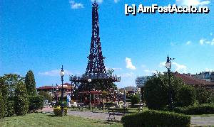 [P07] Imitaţia turnului Eiffel din Paris, de la Nisipurile de Aur, Bulgaria.  » foto by traian.leuca †
 - 
<span class="allrVoted glyphicon glyphicon-heart hidden" id="av426120"></span>
<a class="m-l-10 hidden" id="sv426120" onclick="voting_Foto_DelVot(,426120,4546)" role="button">șterge vot <span class="glyphicon glyphicon-remove"></span></a>
<a id="v9426120" class=" c-red"  onclick="voting_Foto_SetVot(426120)" role="button"><span class="glyphicon glyphicon-heart-empty"></span> <b>LIKE</b> = Votează poza</a> <img class="hidden"  id="f426120W9" src="/imagini/loader.gif" border="0" /><span class="AjErrMes hidden" id="e426120ErM"></span>