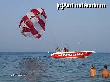 [P01] pe plaja cu parasailing-ul » foto by Valentina69
 - 
<span class="allrVoted glyphicon glyphicon-heart hidden" id="av41296"></span>
<a class="m-l-10 hidden" id="sv41296" onclick="voting_Foto_DelVot(,41296,4546)" role="button">șterge vot <span class="glyphicon glyphicon-remove"></span></a>
<a id="v941296" class=" c-red"  onclick="voting_Foto_SetVot(41296)" role="button"><span class="glyphicon glyphicon-heart-empty"></span> <b>LIKE</b> = Votează poza</a> <img class="hidden"  id="f41296W9" src="/imagini/loader.gif" border="0" /><span class="AjErrMes hidden" id="e41296ErM"></span>