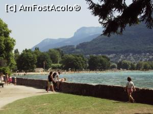 [P31] Lac dʼAnnecy.  » foto by Carmen Ion
 - 
<span class="allrVoted glyphicon glyphicon-heart hidden" id="av927601"></span>
<a class="m-l-10 hidden" id="sv927601" onclick="voting_Foto_DelVot(,927601,4561)" role="button">șterge vot <span class="glyphicon glyphicon-remove"></span></a>
<a id="v9927601" class=" c-red"  onclick="voting_Foto_SetVot(927601)" role="button"><span class="glyphicon glyphicon-heart-empty"></span> <b>LIKE</b> = Votează poza</a> <img class="hidden"  id="f927601W9" src="/imagini/loader.gif" border="0" /><span class="AjErrMes hidden" id="e927601ErM"></span>