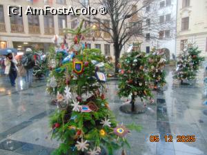 [P74] brazi împodobiti de copii » foto by Yolanda
 - 
<span class="allrVoted glyphicon glyphicon-heart hidden" id="av1512450"></span>
<a class="m-l-10 hidden" id="sv1512450" onclick="voting_Foto_DelVot(,1512450,4596)" role="button">șterge vot <span class="glyphicon glyphicon-remove"></span></a>
<a id="v91512450" class=" c-red"  onclick="voting_Foto_SetVot(1512450)" role="button"><span class="glyphicon glyphicon-heart-empty"></span> <b>LIKE</b> = Votează poza</a> <img class="hidden"  id="f1512450W9" src="/imagini/loader.gif" border="0" /><span class="AjErrMes hidden" id="e1512450ErM"></span>