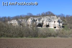 [P21] Rezervația Naturală Canaraua Fetii, jud. Constanța, Stâncile văzute din drum, poză mărită.... » foto by mprofeanu
 - 
<span class="allrVoted glyphicon glyphicon-heart hidden" id="av1230709"></span>
<a class="m-l-10 hidden" id="sv1230709" onclick="voting_Foto_DelVot(,1230709,4623)" role="button">șterge vot <span class="glyphicon glyphicon-remove"></span></a>
<a id="v91230709" class=" c-red"  onclick="voting_Foto_SetVot(1230709)" role="button"><span class="glyphicon glyphicon-heart-empty"></span> <b>LIKE</b> = Votează poza</a> <img class="hidden"  id="f1230709W9" src="/imagini/loader.gif" border="0" /><span class="AjErrMes hidden" id="e1230709ErM"></span>