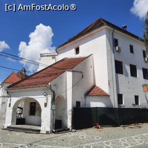 [P28] Brașov, Cetățuia de la Straja, Clădire impunătoare, la parter cândva Salon Medieval » foto by mprofeanu
 - 
<span class="allrVoted glyphicon glyphicon-heart hidden" id="av1436574"></span>
<a class="m-l-10 hidden" id="sv1436574" onclick="voting_Foto_DelVot(,1436574,4703)" role="button">șterge vot <span class="glyphicon glyphicon-remove"></span></a>
<a id="v91436574" class=" c-red"  onclick="voting_Foto_SetVot(1436574)" role="button"><span class="glyphicon glyphicon-heart-empty"></span> <b>LIKE</b> = Votează poza</a> <img class="hidden"  id="f1436574W9" src="/imagini/loader.gif" border="0" /><span class="AjErrMes hidden" id="e1436574ErM"></span>