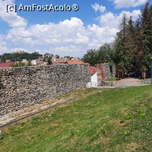 [P25] Fortificațiile Brașovului, Ziduri reconstruite » foto by mprofeanu
 - 
<span class="allrVoted glyphicon glyphicon-heart hidden" id="av1437678"></span>
<a class="m-l-10 hidden" id="sv1437678" onclick="voting_Foto_DelVot(,1437678,4703)" role="button">șterge vot <span class="glyphicon glyphicon-remove"></span></a>
<a id="v91437678" class=" c-red"  onclick="voting_Foto_SetVot(1437678)" role="button"><span class="glyphicon glyphicon-heart-empty"></span> <b>LIKE</b> = Votează poza</a> <img class="hidden"  id="f1437678W9" src="/imagini/loader.gif" border="0" /><span class="AjErrMes hidden" id="e1437678ErM"></span>