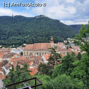 [P40] Brașov, Biserica Neagră și Vârful Tâmpa văzuter de la Turnul Alb » foto by mprofeanu
 - 
<span class="allrVoted glyphicon glyphicon-heart hidden" id="av1437693"></span>
<a class="m-l-10 hidden" id="sv1437693" onclick="voting_Foto_DelVot(,1437693,4703)" role="button">șterge vot <span class="glyphicon glyphicon-remove"></span></a>
<a id="v91437693" class=" c-red"  onclick="voting_Foto_SetVot(1437693)" role="button"><span class="glyphicon glyphicon-heart-empty"></span> <b>LIKE</b> = Votează poza</a> <img class="hidden"  id="f1437693W9" src="/imagini/loader.gif" border="0" /><span class="AjErrMes hidden" id="e1437693ErM"></span>